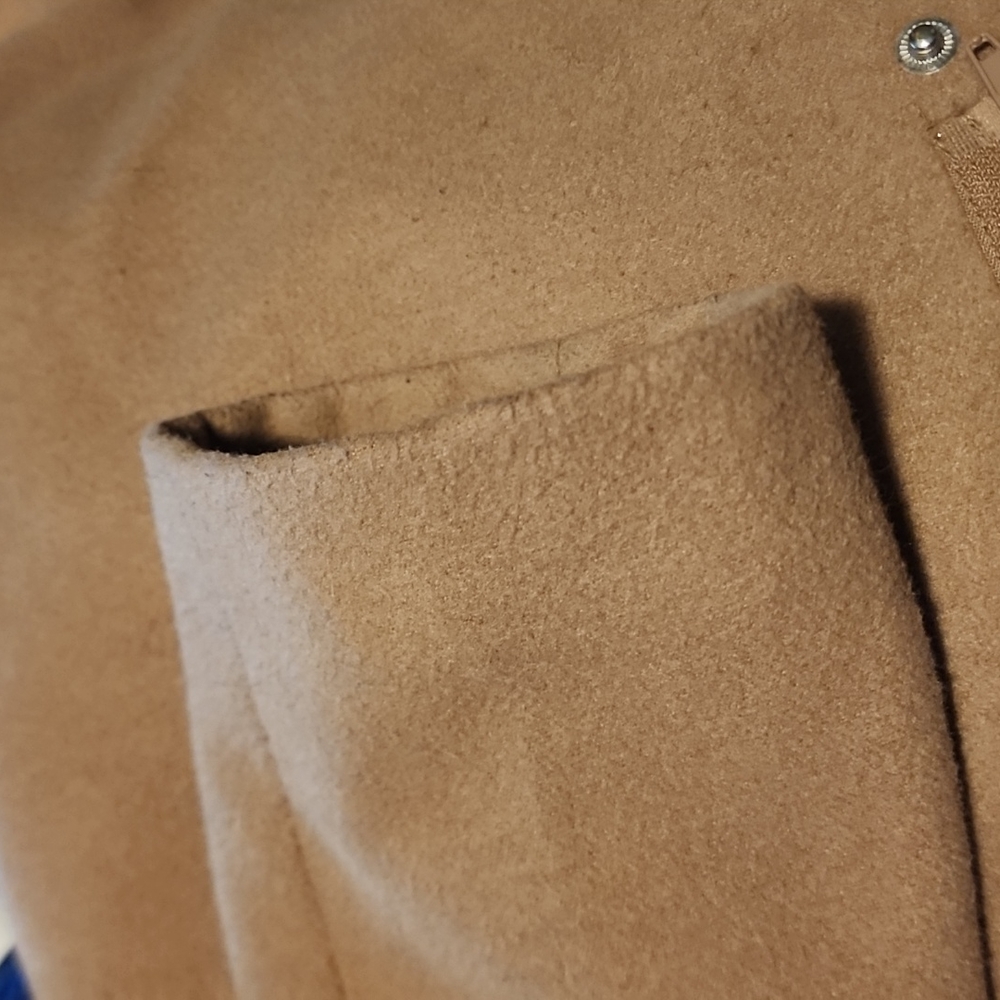 3/4 Length Winter Coat - Picture 6 of 8